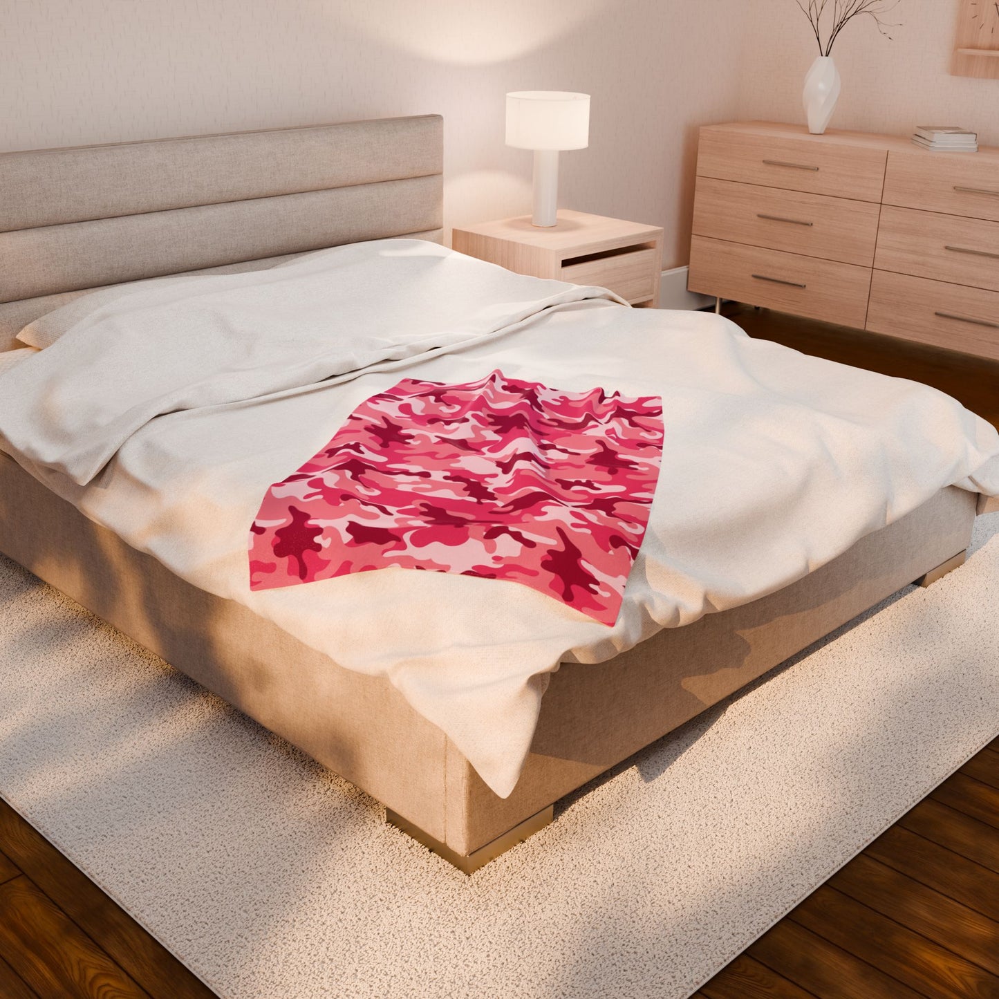 Pink Camo Plush Blanket - Cozy Throw for Girls, Kids, Bedroom Decor, Soft Blanket for Gift Giving, Snuggly Comforter