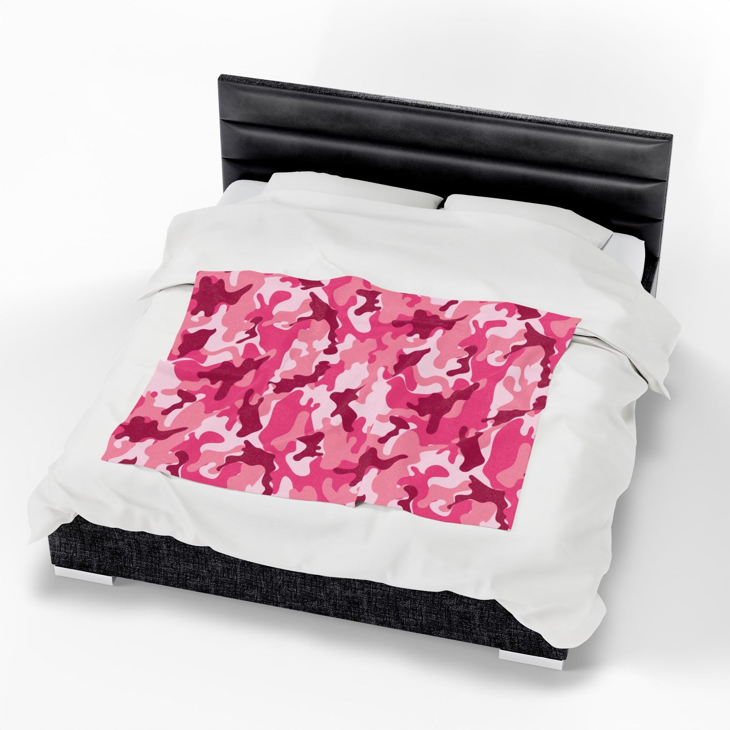 Pink Camo Plush Blanket - Cozy Throw for Girls, Kids, Bedroom Decor, Soft Blanket for Gift Giving, Snuggly Comforter