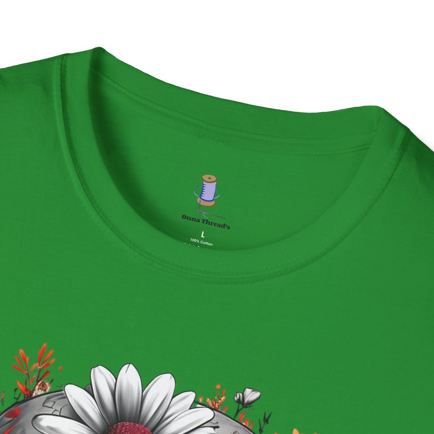 Skull & Flower Graphic T-Shirt, Unisex Casual Tee, Edgy Fashion Wear, Festival Outfit, Gift for Halloween & Day of the Dead