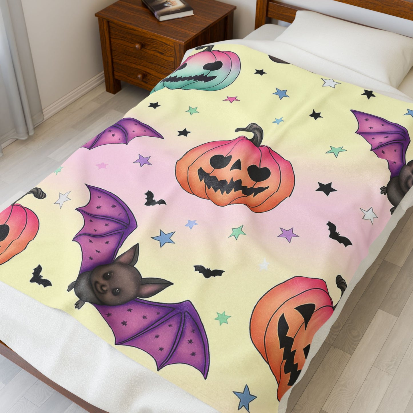 Halloween Plush Blanket, Cozy Trick or Treat Throw, Spooky Decor, Bat and Pumpkin Design, Perfect for Fall and Halloween Celebrations