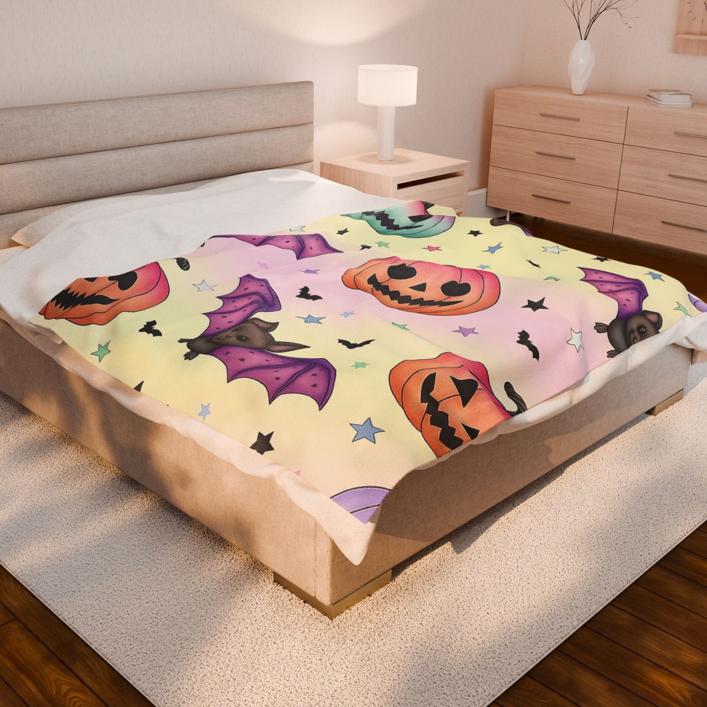 Halloween Plush Blanket, Cozy Trick or Treat Throw, Spooky Decor, Bat and Pumpkin Design, Perfect for Fall and Halloween Celebrations