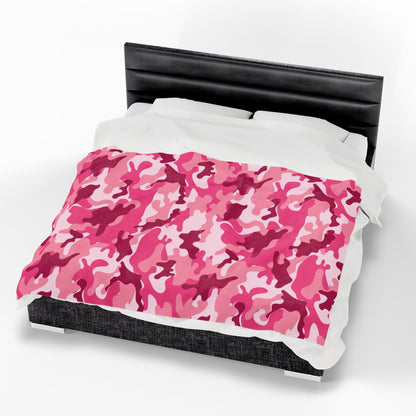 Pink Camo Plush Blanket - Cozy Throw for Girls, Kids, Bedroom Decor, Soft Blanket for Gift Giving, Snuggly Comforter