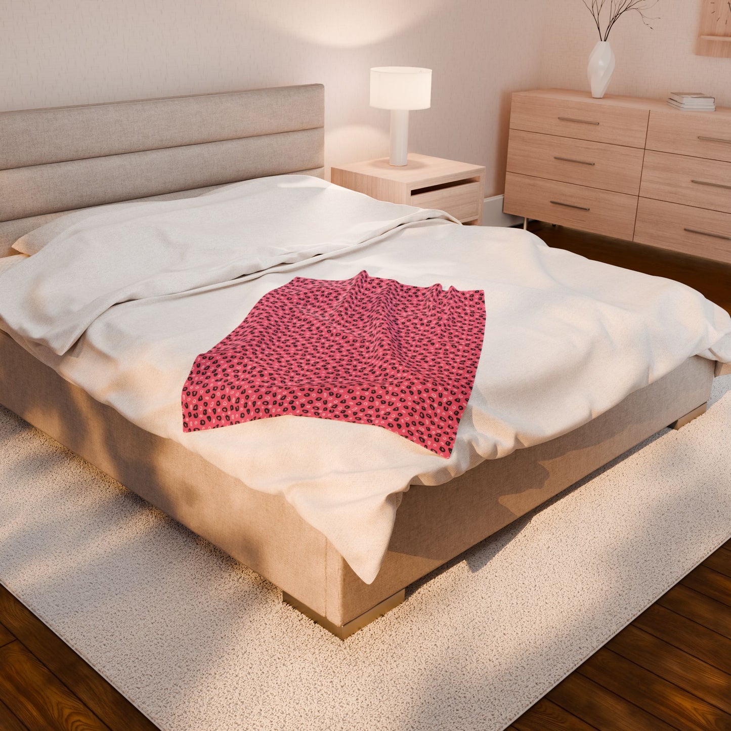 Cozy Pink Velveteen Plush Blanket for Ultimate Comfort, Soft Throw Blanket for Home Decor, Perfect Gift for Mothers Day, Snuggle [...]