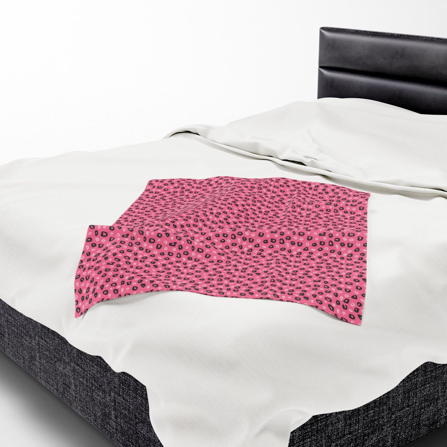 Cozy Pink Velveteen Plush Blanket for Ultimate Comfort, Soft Throw Blanket for Home Decor, Perfect Gift for Mothers Day, Snuggle [...]