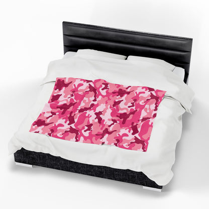 Pink Camo Plush Blanket - Cozy Throw for Girls, Kids, Bedroom Decor, Soft Blanket for Gift Giving, Snuggly Comforter