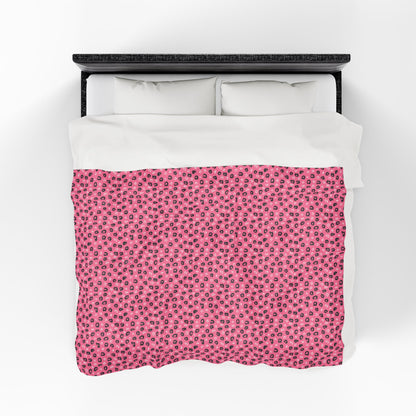 Cozy Pink Velveteen Plush Blanket for Ultimate Comfort, Soft Throw Blanket for Home Decor, Perfect Gift for Mothers Day, Snuggle [...]
