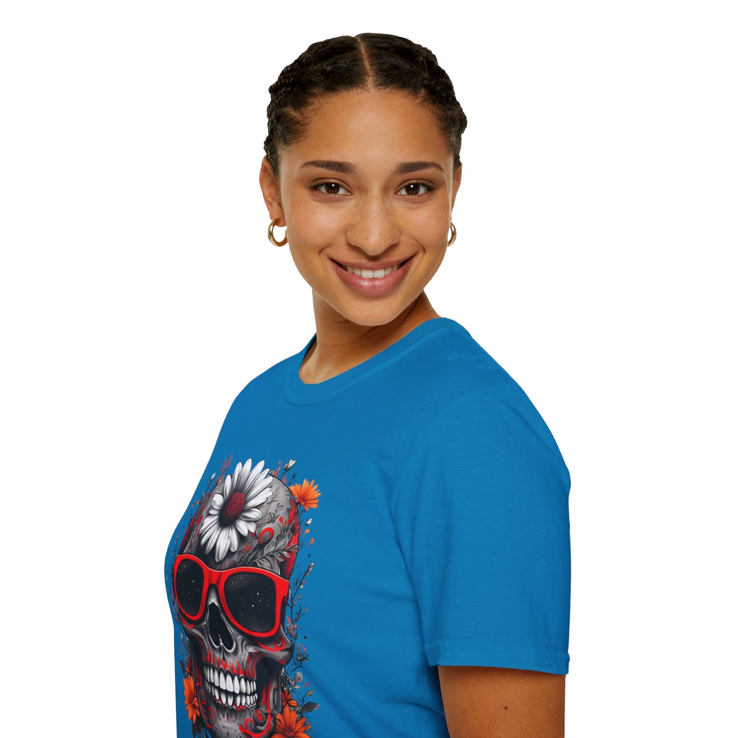 Skull & Flower Graphic T-Shirt, Unisex Casual Tee, Edgy Fashion Wear, Festival Outfit, Gift for Halloween & Day of the Dead