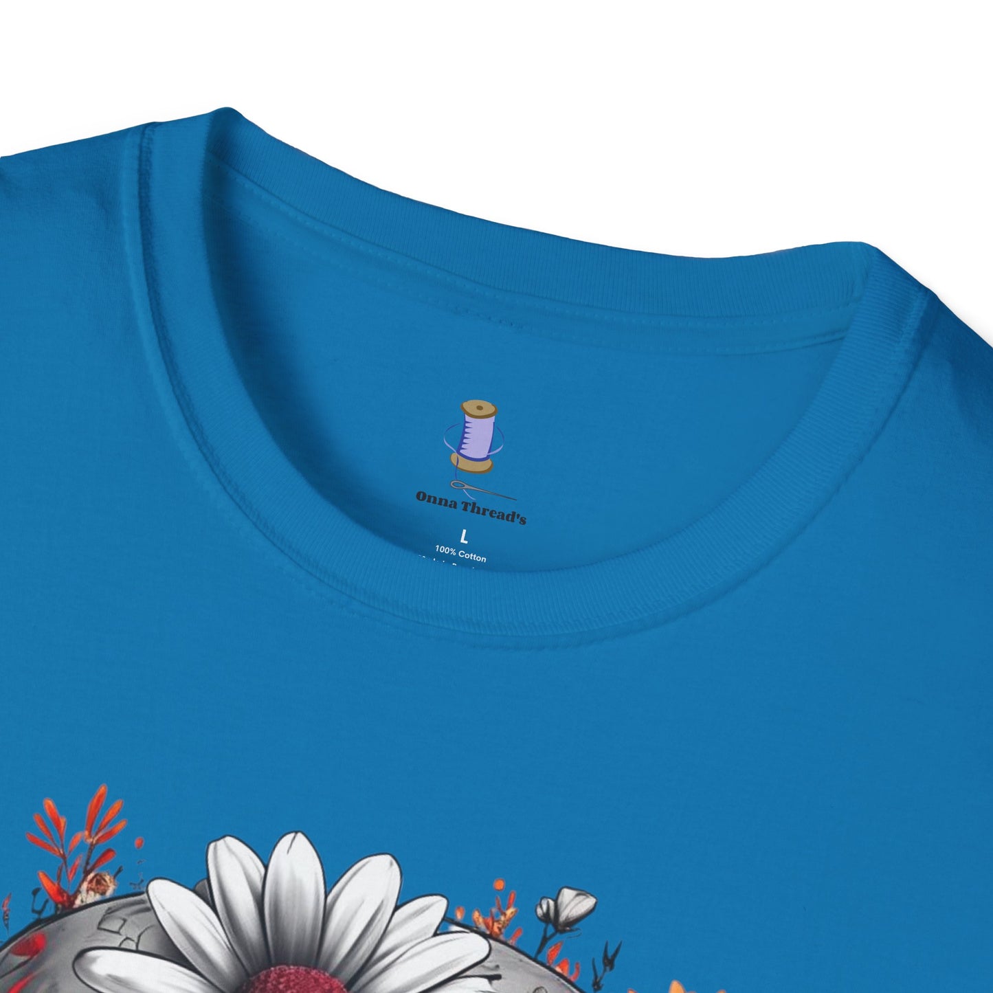 Skull & Flower Graphic T-Shirt, Unisex Casual Tee, Edgy Fashion Wear, Festival Outfit, Gift for Halloween & Day of the Dead