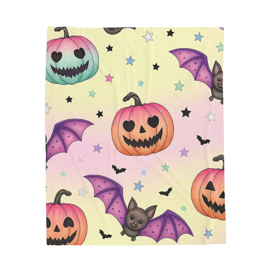 Halloween Plush Blanket, Cozy Trick or Treat Throw, Spooky Decor, Bat and Pumpkin Design, Perfect for Fall and Halloween Celebrations