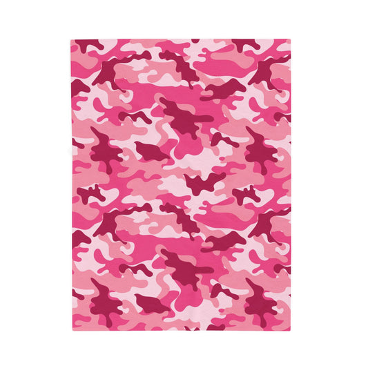 Pink Camo Plush Blanket - Cozy Throw for Girls, Kids, Bedroom Decor, Soft Blanket for Gift Giving, Snuggly Comforter